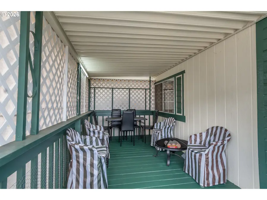 608 Shadow Ranch Ln, Roseburg, OR 97470 - #3