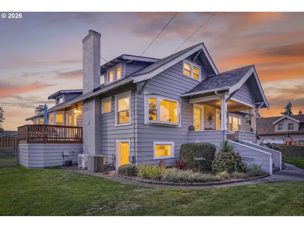 335 N 6th St, Saint Helens, OR 97051 - #1