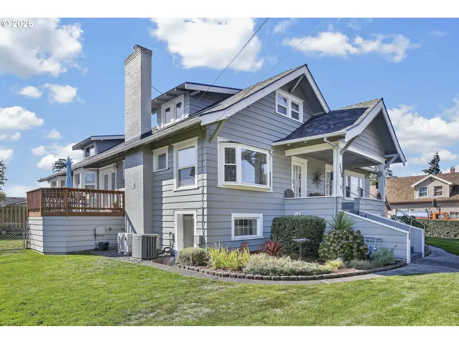 335 N 6th St, Saint Helens, OR 97051 - #2