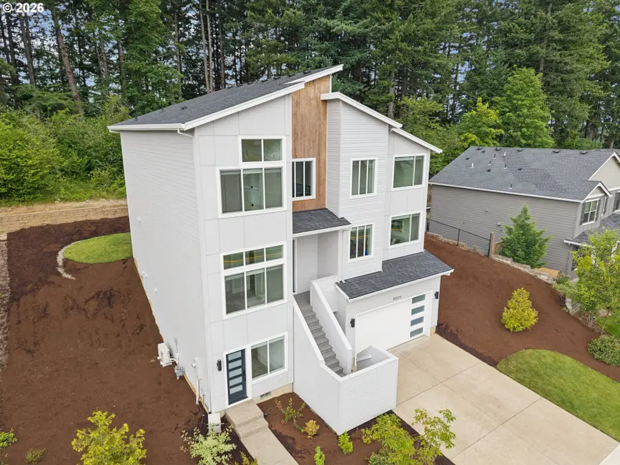 10025 SE Nicholas Dr, Happy Valley, OR 97086 - #3
