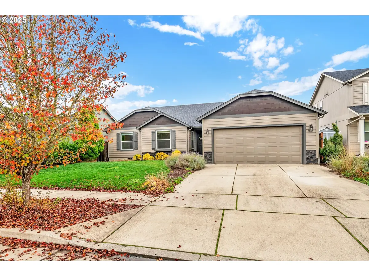 3869 NE Gusty Pl, Albany, OR 97322 - Image #1