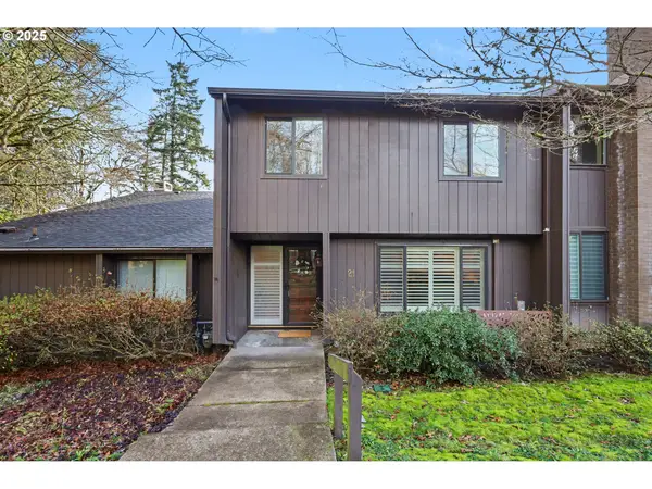 21 Westbrook Way, Eugene, OR 97405