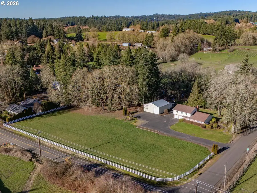 10061 NW Valley Vista Rd, Hillsboro, OR 97124 - Image #2