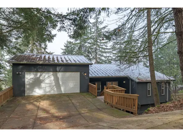 2090 Graham Dr, Eugene, OR 97405