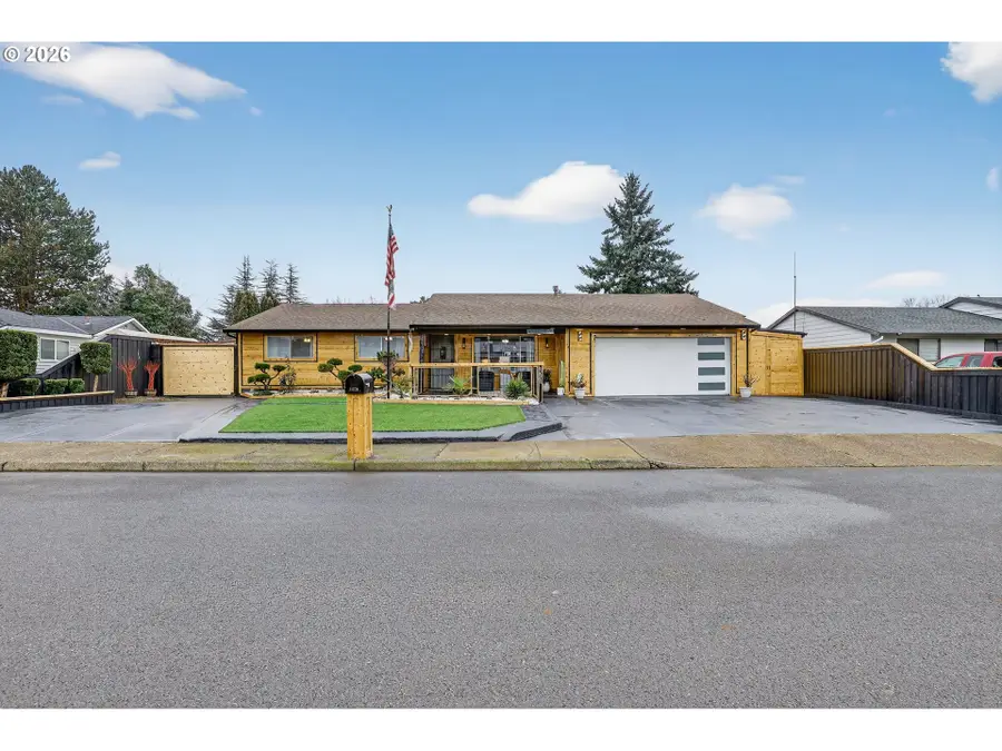 1670 NE Kennedy Ln, Hillsboro, OR 97124 - Image #2