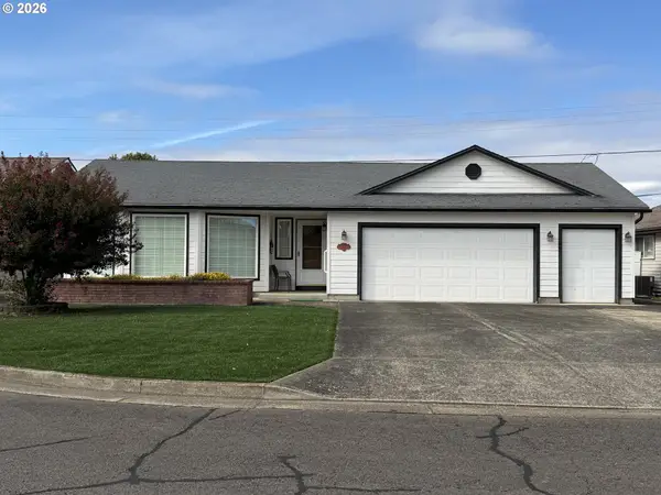1937 Heather Way, Woodburn, OR 97071