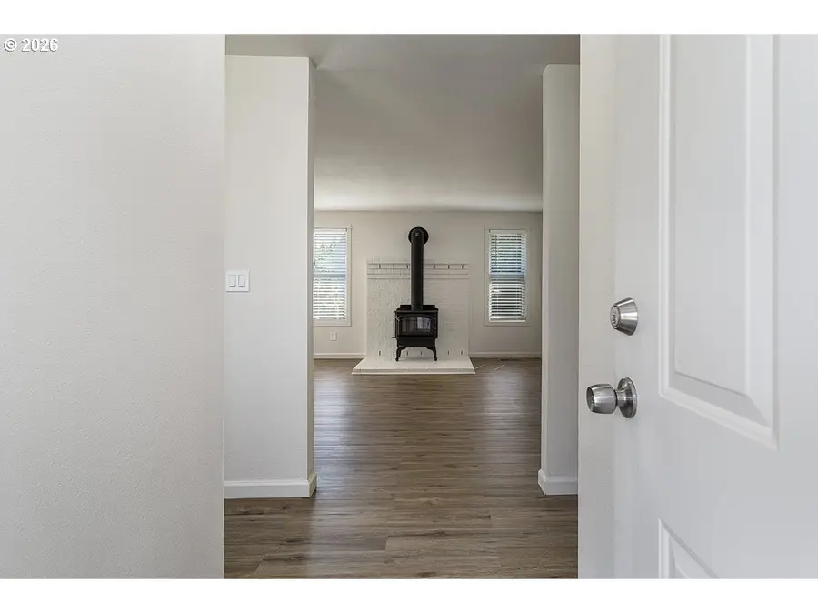 1602 NE Centurion Pl, Gresham, OR 97030 - #2