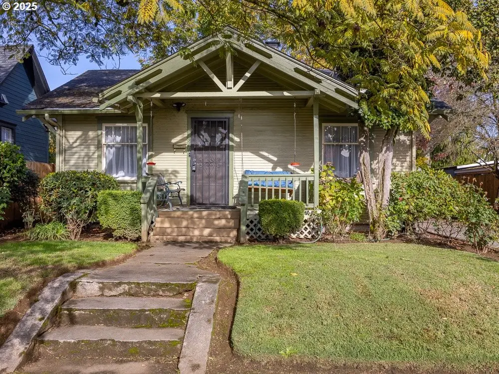 806 W Mcloughlin Blvd, Vancouver, WA 98660 - Image #1