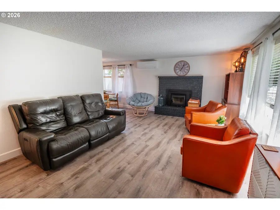 2021 Cedar Ave, Reedsport, OR 97467 - #3