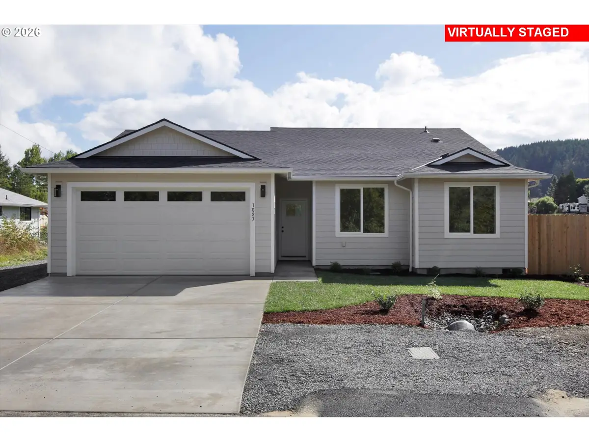 1027 42nd Ave, Sweet Home, OR 97386 - #1
