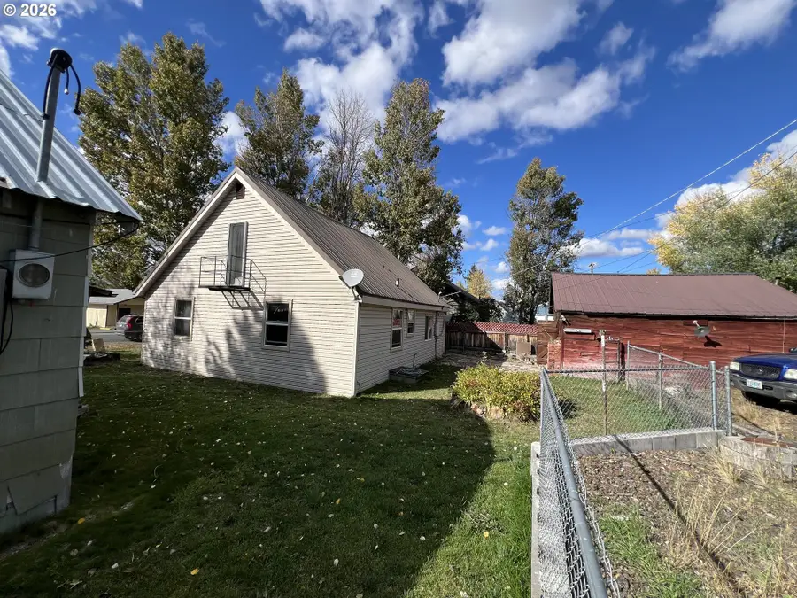 108/110 Park Ave, Seneca, OR 97873 - Image #2