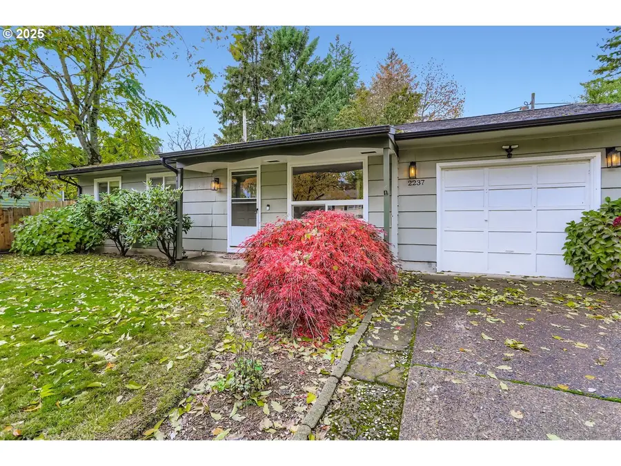 2237 SE 189th Ave, Portland, OR 97233 - Image #3