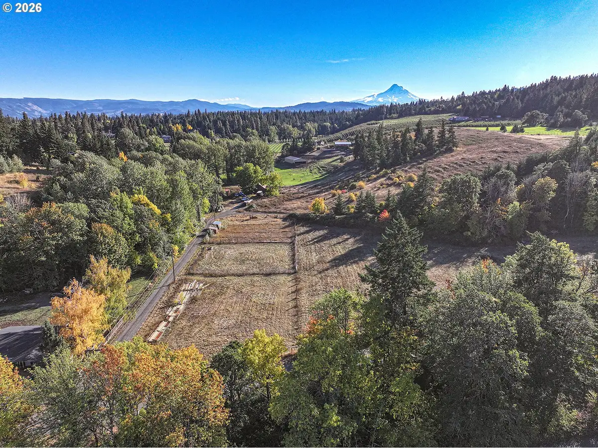 4551 Post Canyon Dr, Hood River, OR 97031 - #1