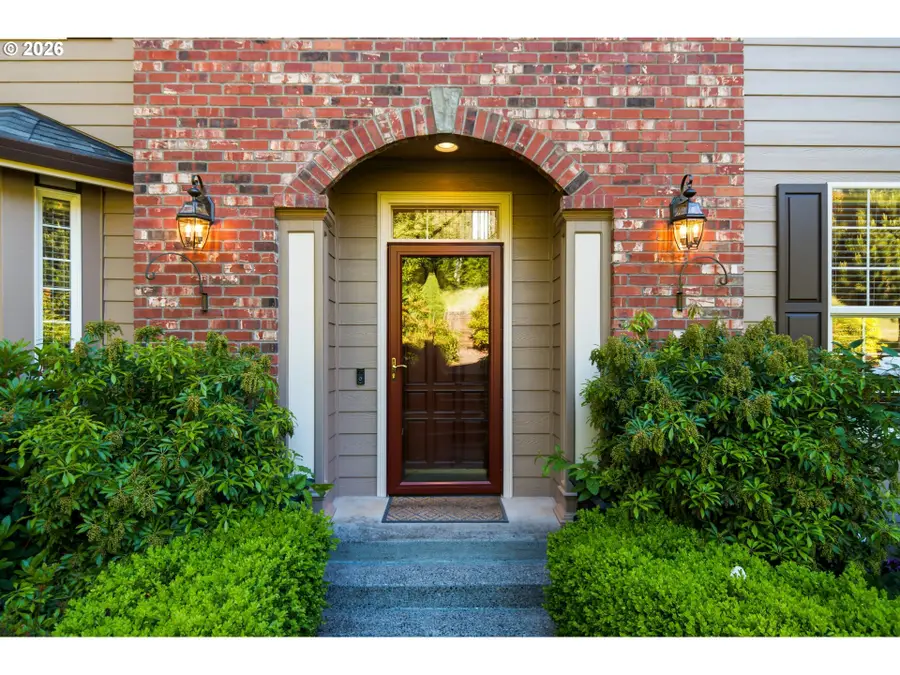 9100 NE Livingston Mountain Ct, Camas, WA 98607 - #3