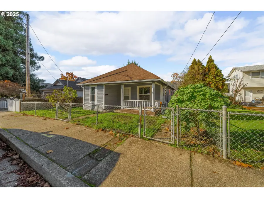 1530 SE Hamilton St, Roseburg, OR 97470 - Image #2