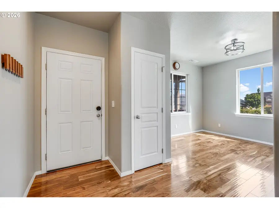 2538 Denton St, The Dalles, OR 97058 - #3