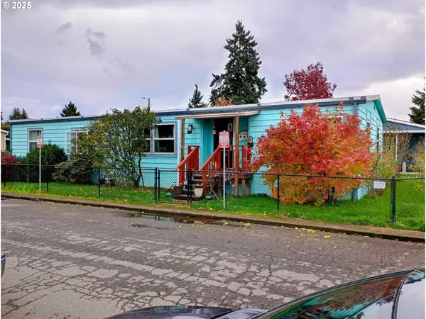 10701 SE Highway 212 #W6, Clackamas, OR 97015