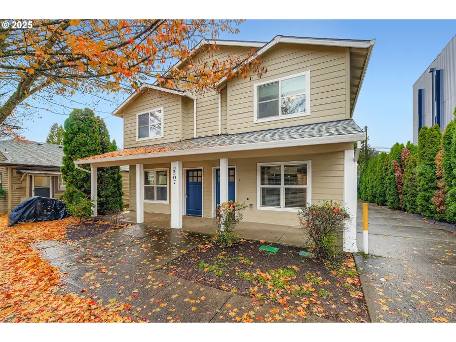 2507 E Burnside St, Portland, OR 97214 - Image #2