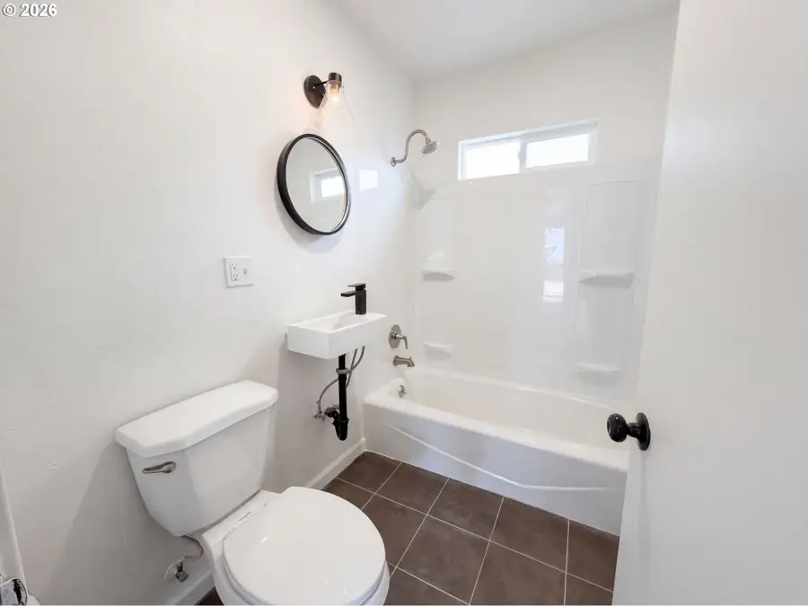 12730 SE 25th Ave, Milwaukie, OR 97222 - #3