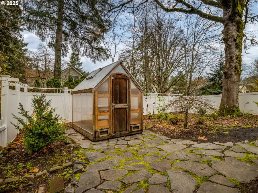 7709 SW Thornton Dr, Wilsonville, OR 97070 - Image #2