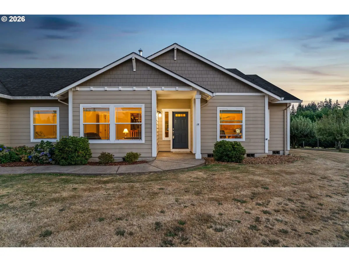 3911 NE 199th St, Ridgefield, WA 98642 - #1