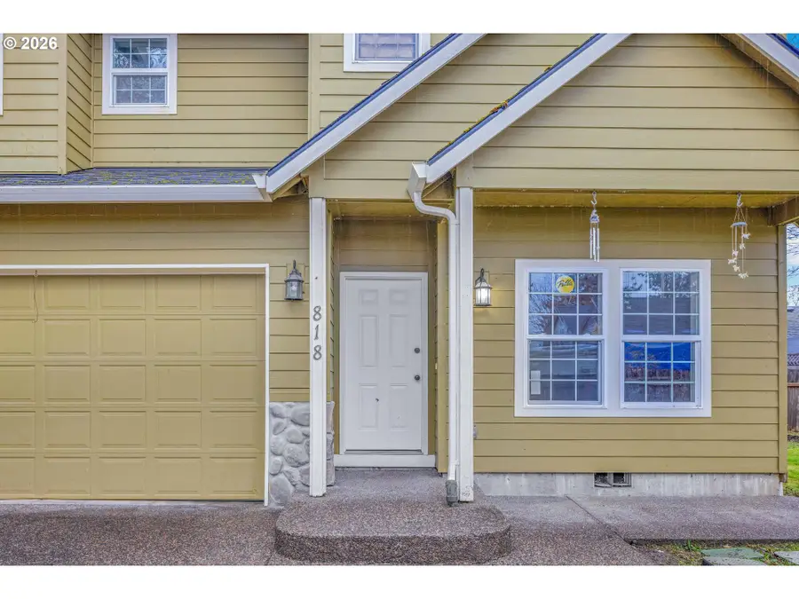 818 S Bridge St, Sheridan, OR 97378 - #2