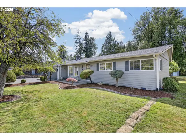 2839 Parkview Dr, Longview, WA 98632