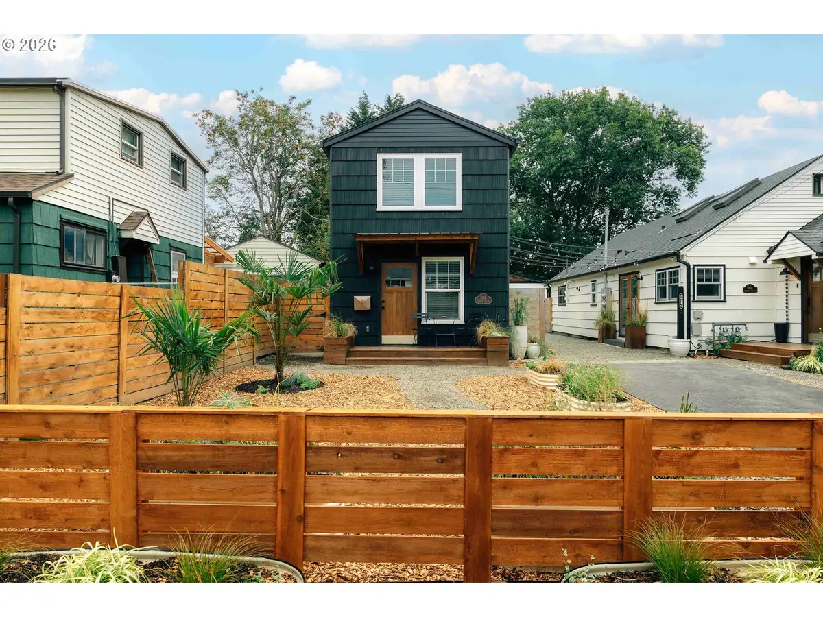 5614 NE Simpson St, Portland, OR 97218 - #1