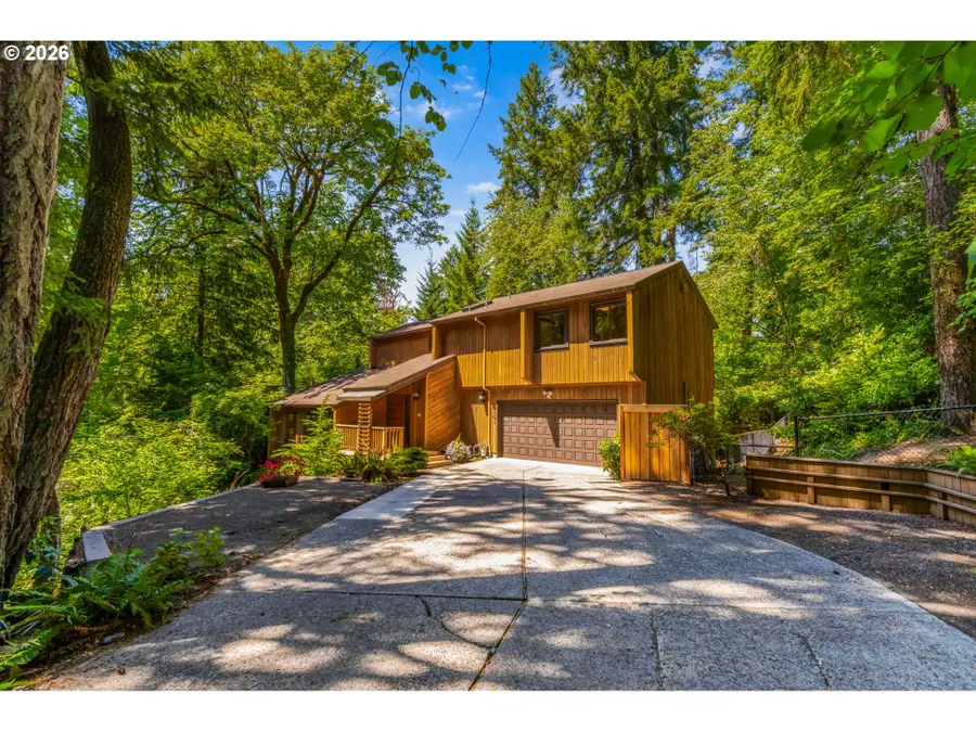 3141 Royce Way, Lake Oswego, OR 97034 - #2