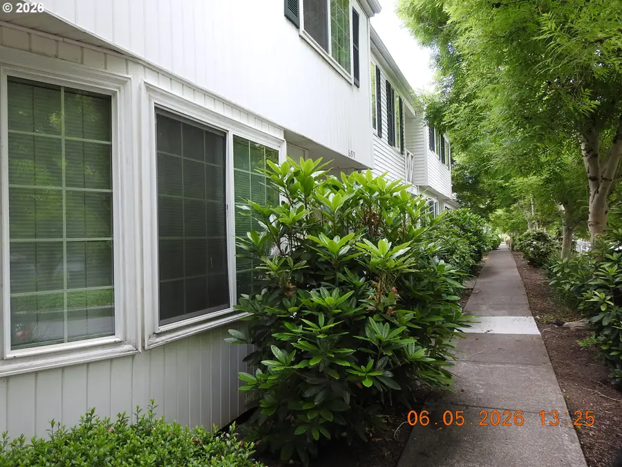 6201 SW 130th Ave, Beaverton, OR 97008 - #2