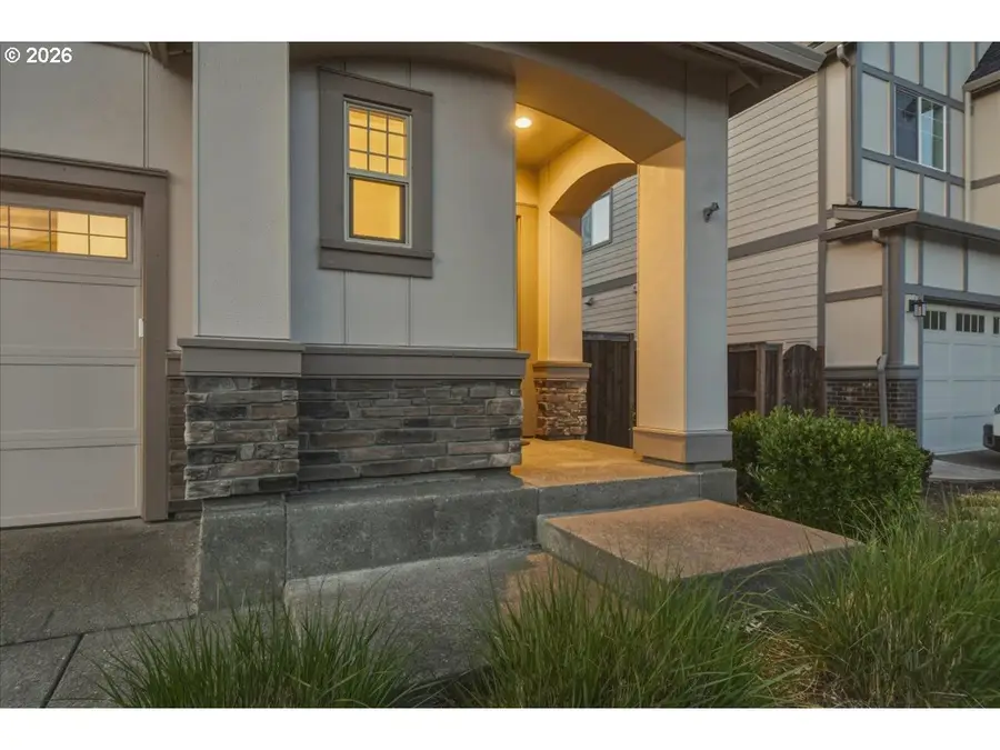 29027 NW Carver St, North Plains, OR 97133 - #2