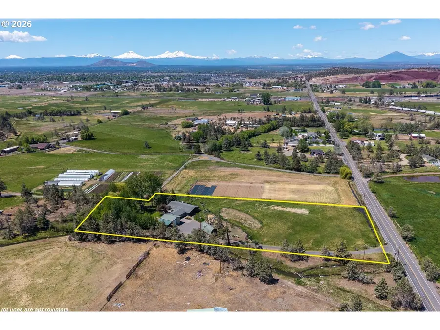1350 NE Yucca Ave, Redmond, OR 97756 - #2