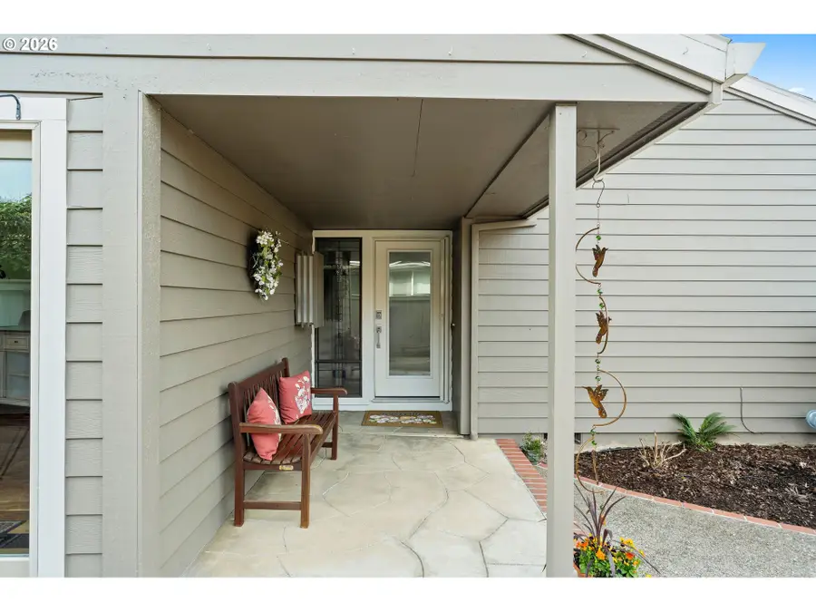 32540 SW Lake Point Ct, Wilsonville, OR 97070 - #2