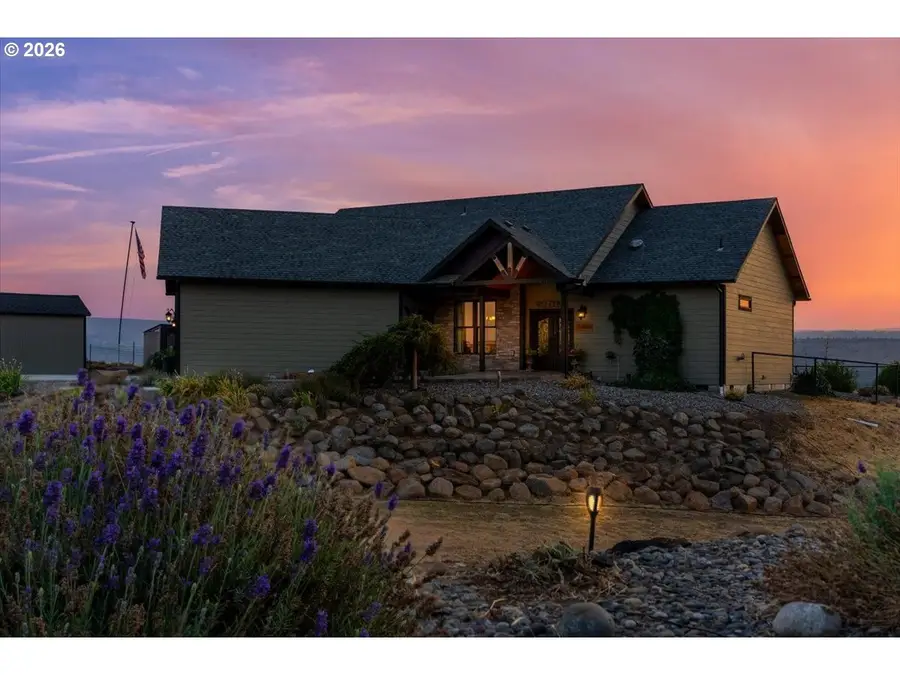 2291 Dallesport Rd, Dallesport, WA 98617 - #2
