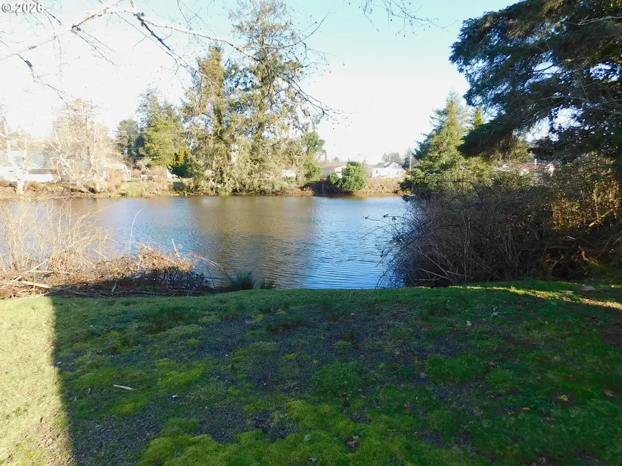 701 NW Warrenton Dr #13, Warrenton, OR 97146 - Image #3