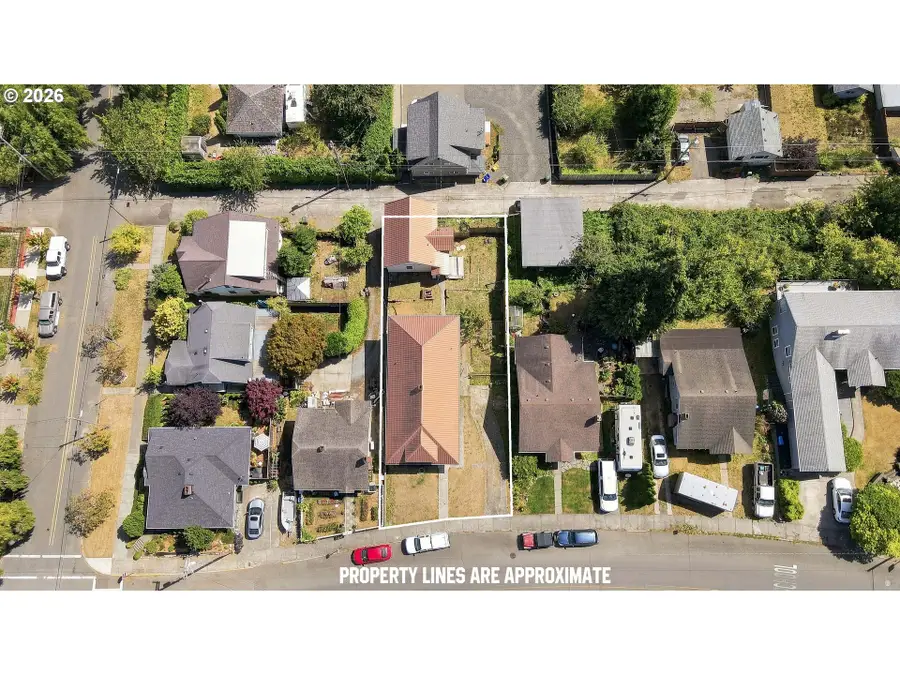 824 S 7th St, Coos Bay, OR 97420 - #3