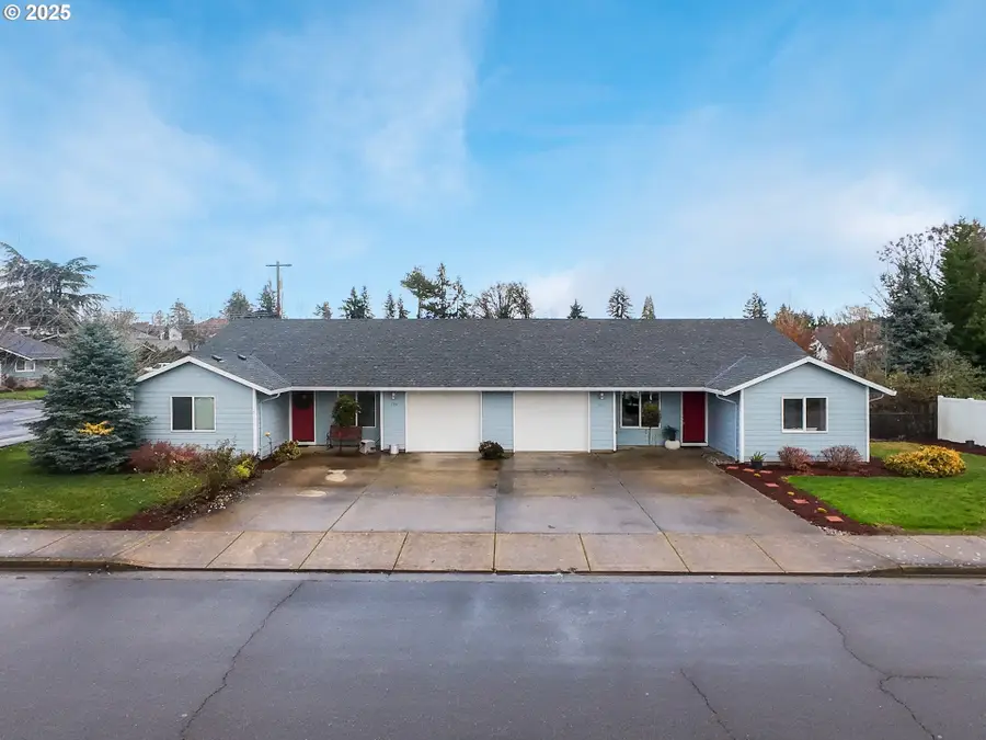 402 E Washington St, Carlton, OR 97111 - Image #2