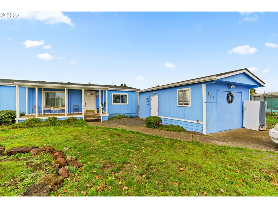 364 Scotts Glen Dr, Springfield, OR 97477 - Image #3