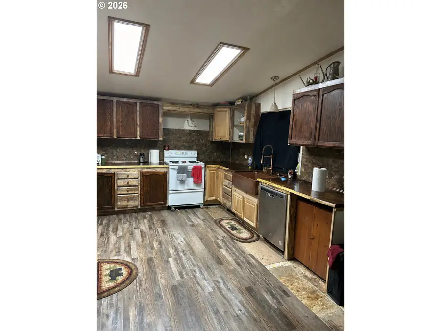 1800 Cedar St, Elgin, OR 97827 - #2