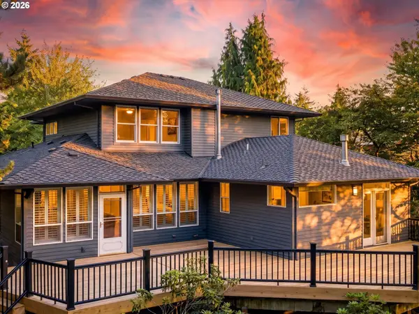 9731 NW Bartholomew Dr, Portland, OR 97229