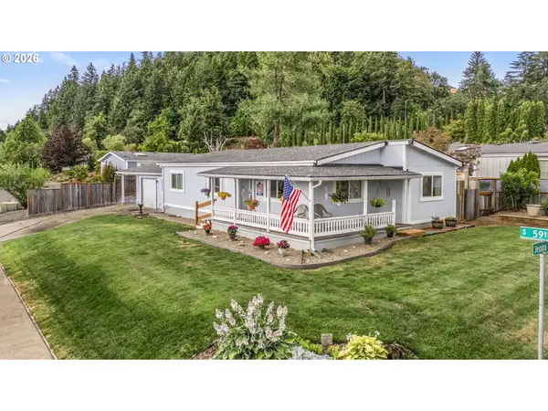 1095 S 59th St, Springfield, OR 97478