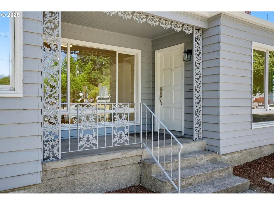 1090 Donna Ave, Salem, OR 97301 - #3