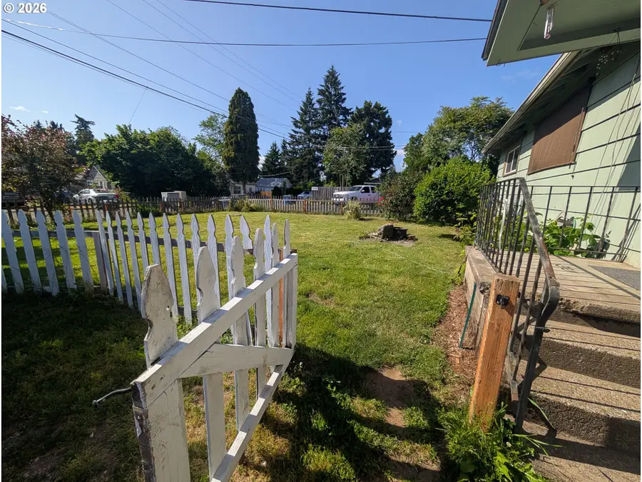 3507 R St, Vancouver, WA 98663 - #3