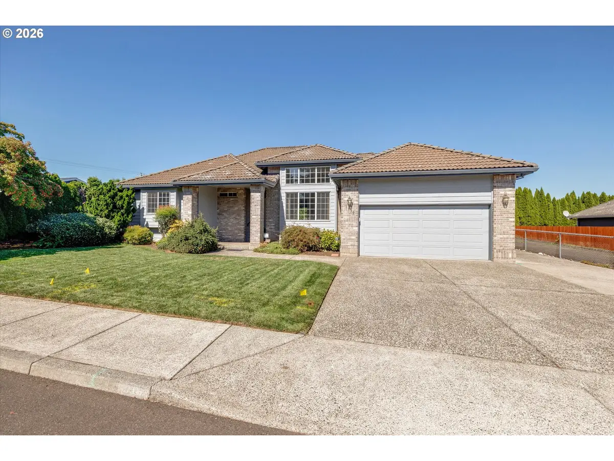 1110 NE 15th Ave, Canby, OR 97013 - #1