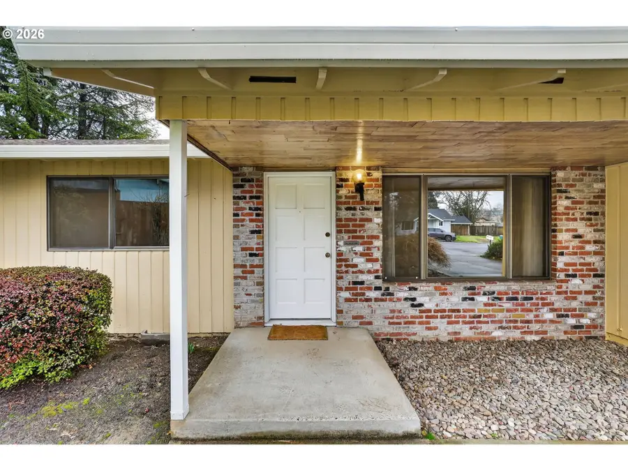 17363 SW Washington Ct, Beaverton, OR 97078 - #3