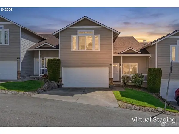 722 NW Meadow Ridge Ln, Camas, WA 98607