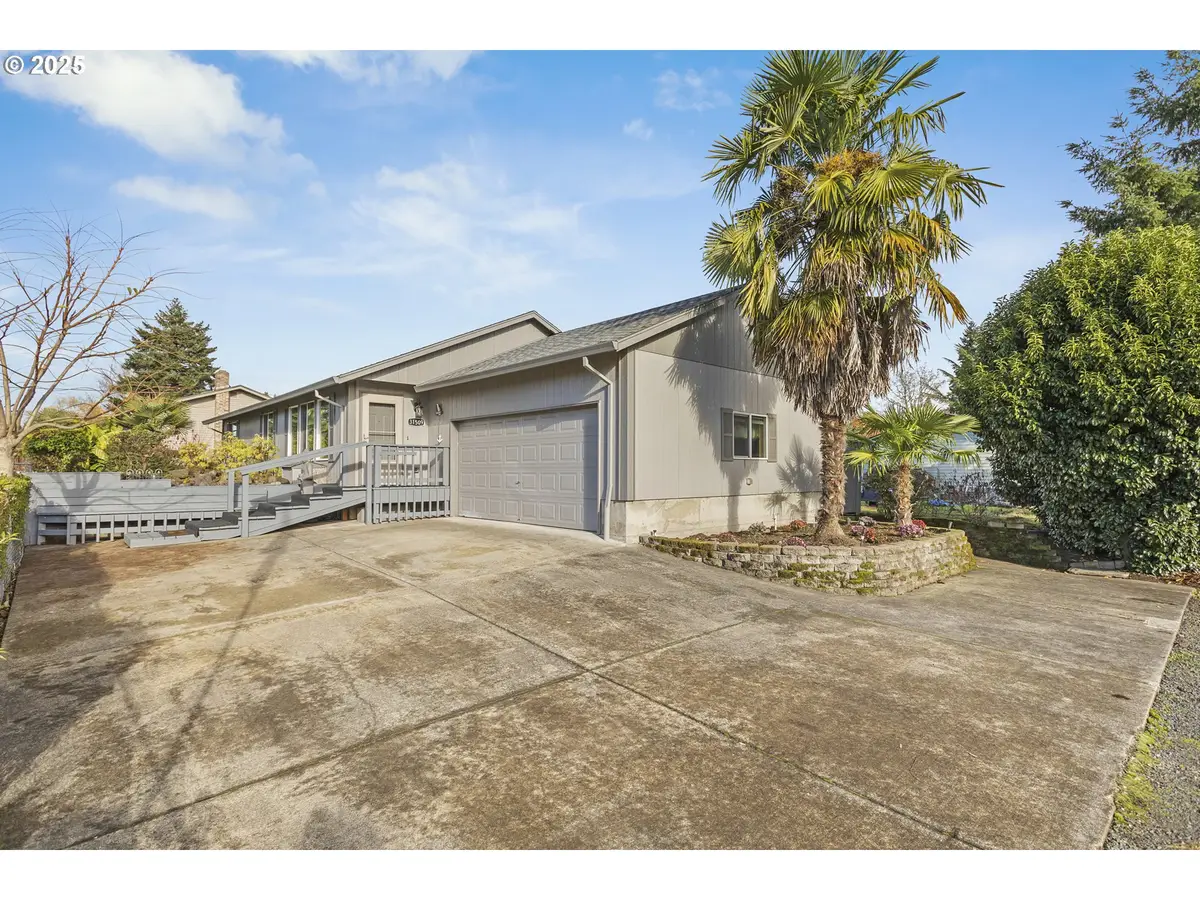 31509 NW Pacific St, North Plains, OR 97133 - Image #1