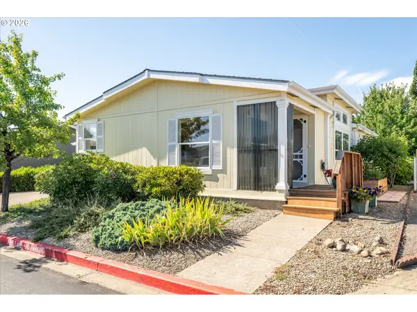 2242 Maia Loop, Springfield, OR 97477