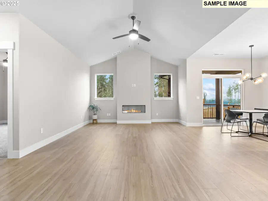 2213 E Juniper Cir #17, La Center, WA 98629 - Image #3