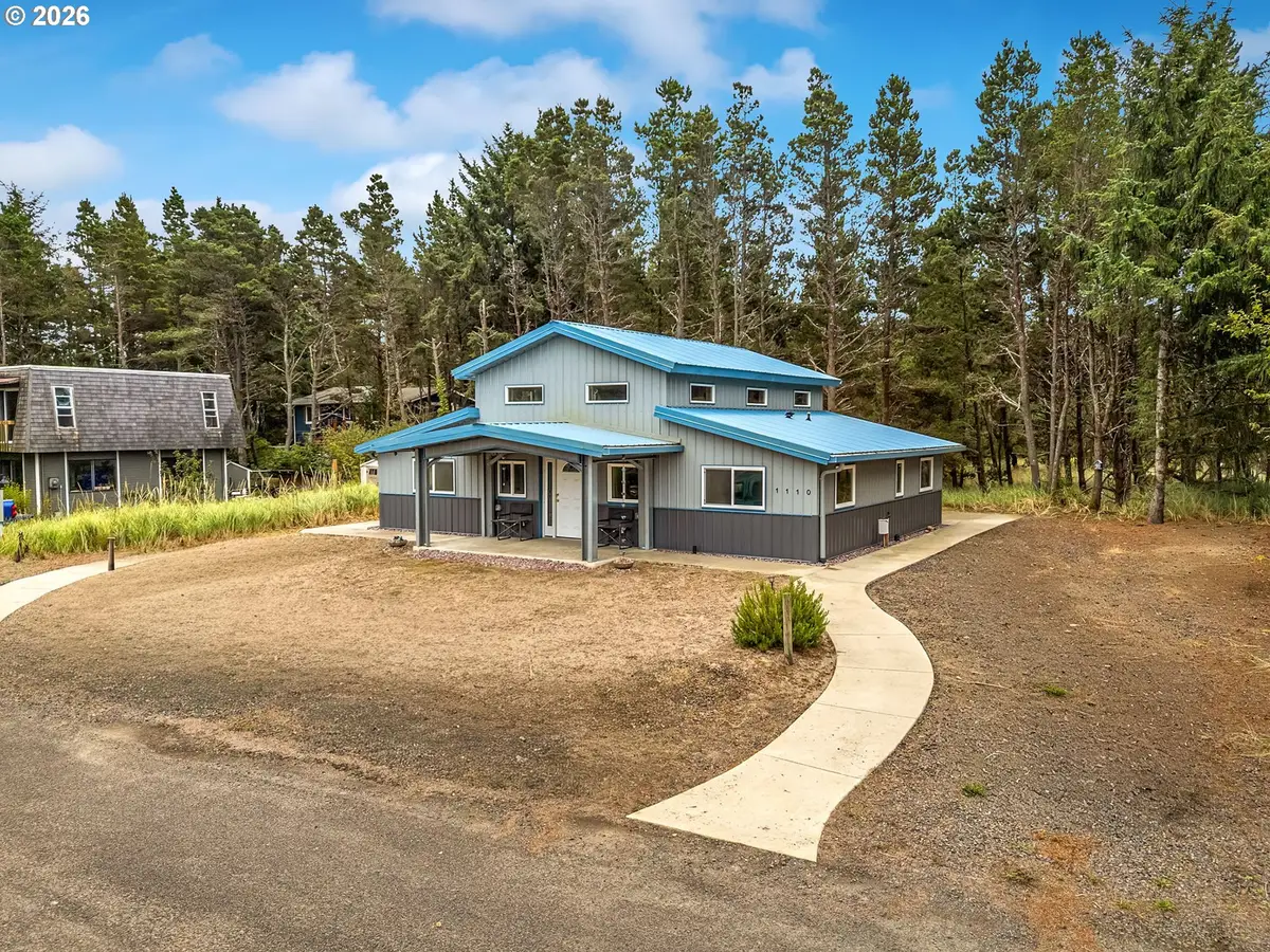1110 213th Pl, Long Beach North Beach Peninsula, WA 98640 - #1